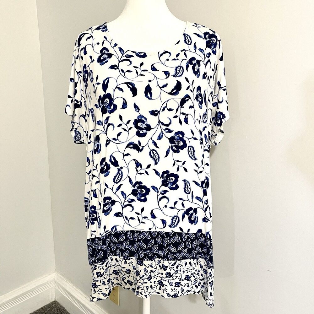 J Jill Top Womens Size Large Blue White Floral Short Sleeve Stretch Knit Tunic